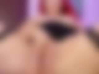 Live cam show with Bri4anna - Red Hair on Uber Horny