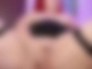 Live cam show with Bri4anna - Spank Red Hair on crypto-cams