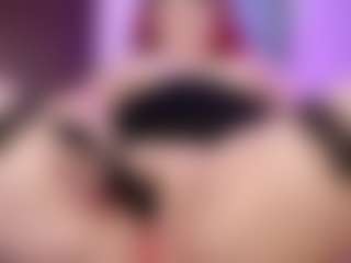 Live cam show with Bri4anna - Strip on Camsoda