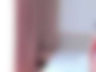 Live cam show with Curly-Sue - Massage on SxyPornLive