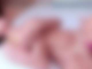 Live cam show with Curly-Sue - Brown Eyes on AdultVida.com