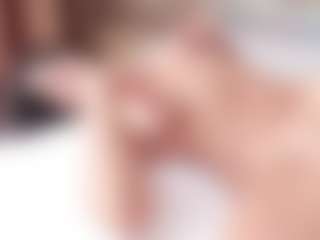 Curly-Sue's Live Sex Cam Show