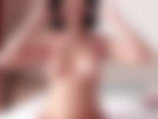 Curly-Sue's Live Sex Cam Show