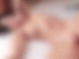 Curly-Sue's Live Sex Cam Show