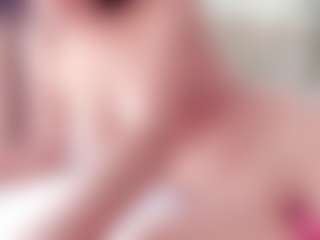 Curly-Sue's Live Sex Cam Show