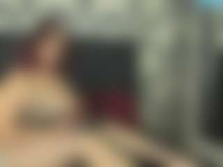 Nastya Evans MILF webcam performer live streaming