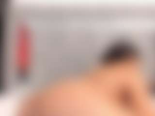 Live cam show with brunette-nicol - Ebony on Dolls Live