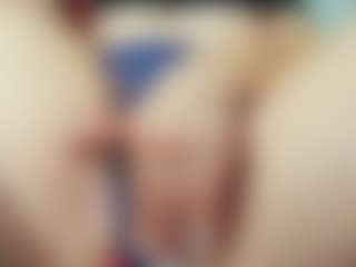 klylls-squirt's Live Sex Cam Show
