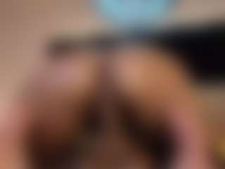 Live cam show with Lor-queen - Double Penetration on CamClone