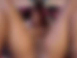 Live cam show with Lor-queen - Average on Camsoda