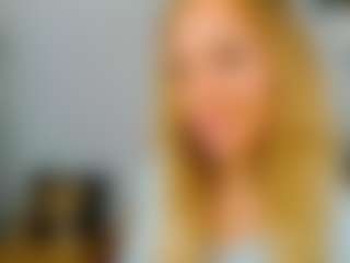 AulloraKiss's Live Sex Cam Show