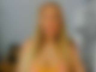 AulloraKiss's Live Sex Cam Show