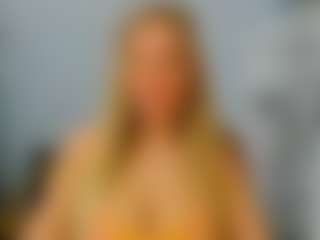 AulloraKiss's Live Sex Cam Show
