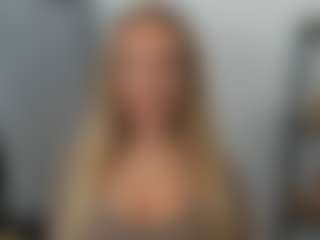 Live cam show with AulloraKiss - Hot on camtv
