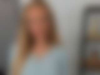 AulloraKiss's Live Sex Cam Show