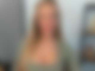 AulloraKiss's Live Sex Cam Show
