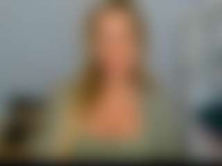 AulloraKiss's Live Sex Cam Show