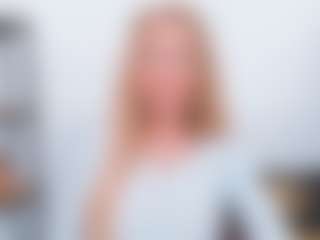Live cam show with AulloraKiss - Grey Eyes on AdultVida.com
