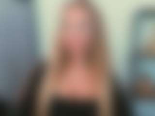 AulloraKiss's Live Sex Cam Show