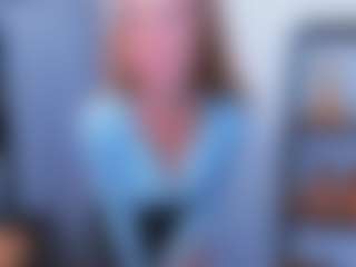 AulloraKiss's Live Sex Cam Show