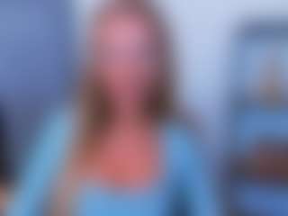 AulloraKiss's Live Sex Cam Show