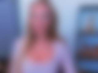 Live cam show with AulloraKiss - Upskirt on slutload