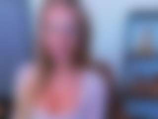 Live cam show with AulloraKiss - Upskirt on TeamSkeetLive