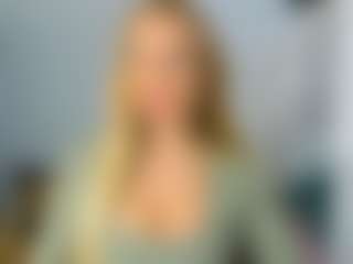 Live cam show with AulloraKiss - Upskirt on slutload