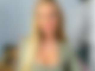 Live cam show with AulloraKiss - White MILF on Strip Flash - Live Sex Shows