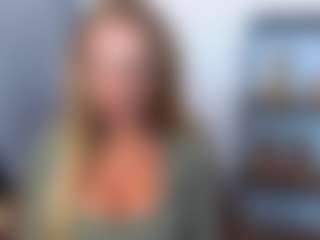 AulloraKiss's Live Sex Cam Show