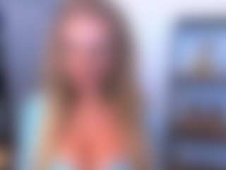 AulloraKiss's Live Sex Cam Show