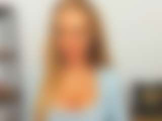 AulloraKiss's Live Sex Cam Show