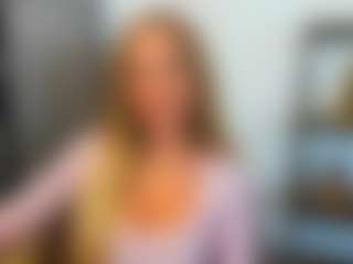 Live cam show with AulloraKiss - Thin on Mixed Magazine Live