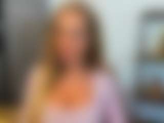 Live cam show with AulloraKiss - Femdom on SquirtSoMuch