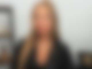 AulloraKiss's Live Sex Cam Show