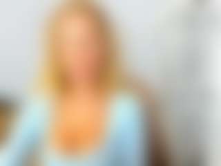 AulloraKiss's Live Sex Cam Show