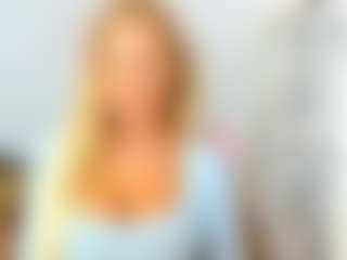 AulloraKiss's Live Sex Cam Show