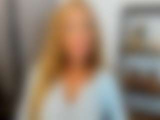 AulloraKiss's Live Sex Cam Show