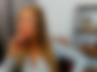 AulloraKiss's Live Sex Cam Show