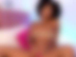 Live cam show with Cinshar - Bdsm MILF on StripNow