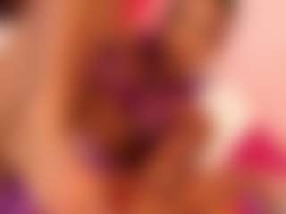 Live cam show with Cinshar - Latina on Camsoda | colombia