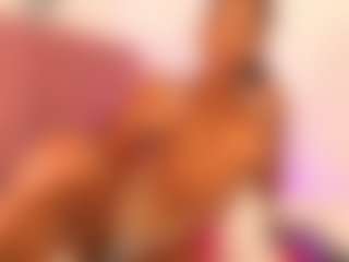 Live cam show with Cinshar - Blowjob on Camsoda