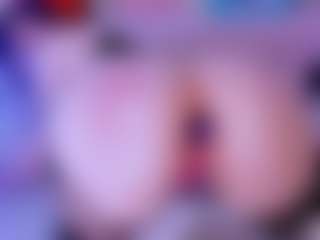 S i m o n e's Live Sex Cam Show