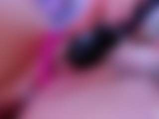 S i m o n e's Live Sex Cam Show