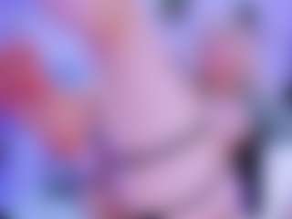 Live cam show with S i m o n e - Facial on Camsoda