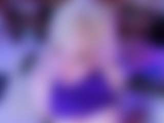 Live cam show with S i m o n e - Pornstar Small Tits on Camsoda