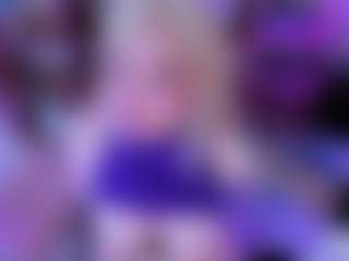 Live cam show with S i m o n e - Pornstar Public on Camsoda