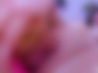 Live cam show with S i m o n e - BBW Toys on Camsoda