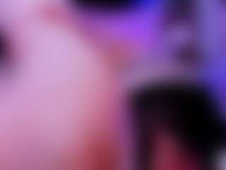 Live cam show with S i m o n e - Tokenkeno on Camiplay Live