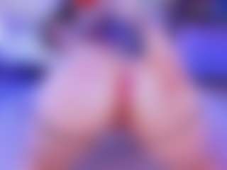 S i m o n e's Live Sex Cam Show